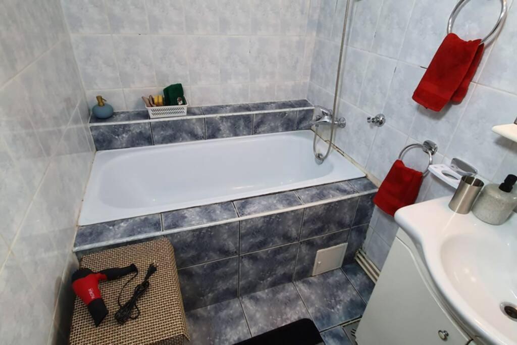 Titian'S Cozy Apartment Sibiu Luaran gambar
